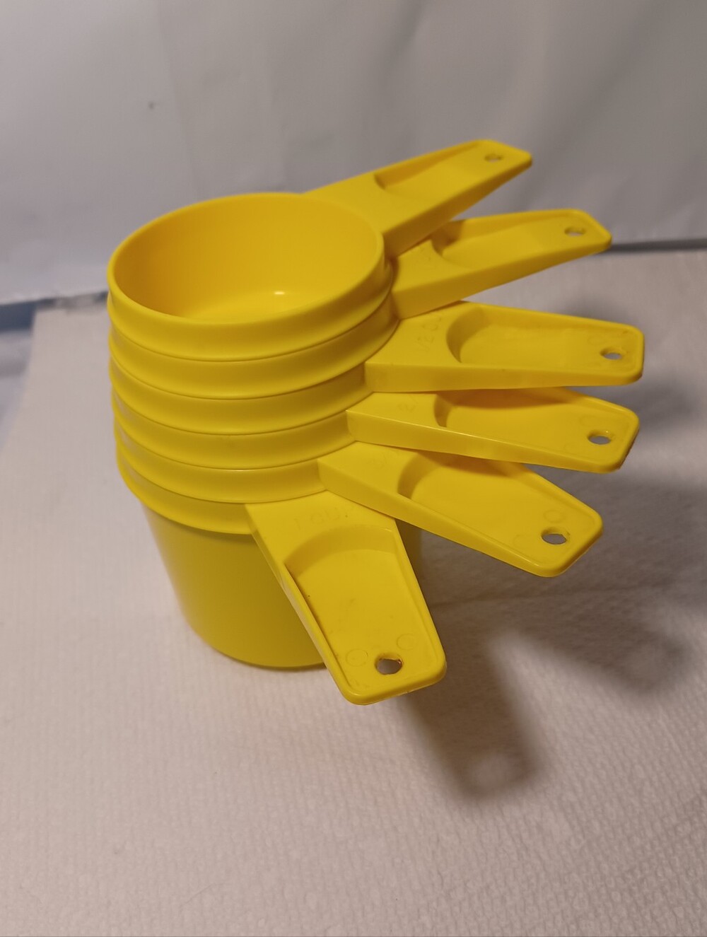 Vintage Tupperware Measuring Cups 6 Yellow
